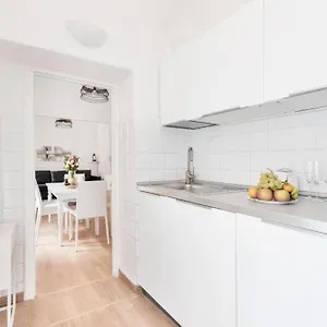 By The Colosseum - White Chic Flats Apartamento Roma