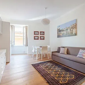  Apartment La Casa Sui Fori Italy