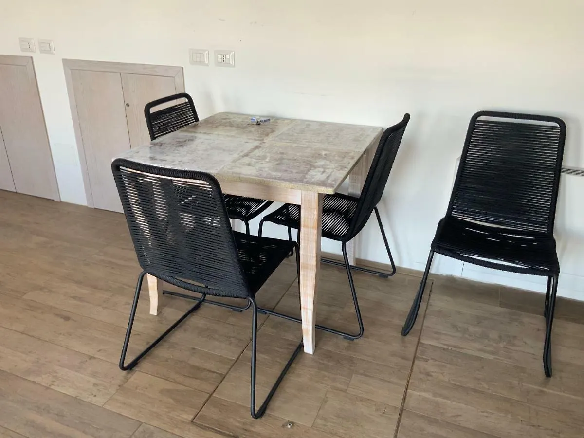 Luxury Studio Unique View Near Main Station Milan Apartment